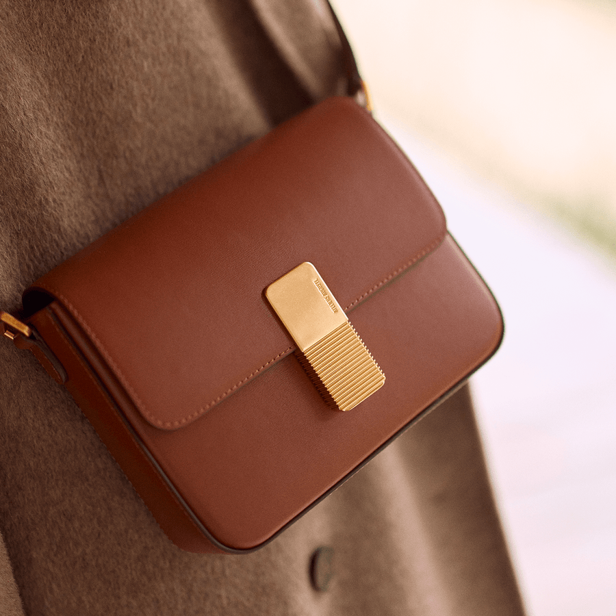 Mini Monceau Gold Edition - Cuir Box Camel Ateliers Auguste